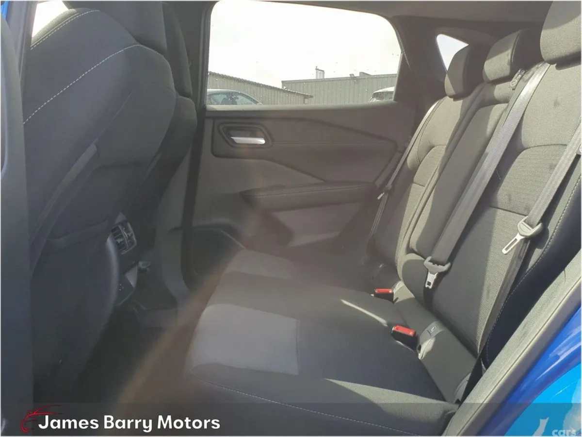 Nissan Qashqai MPV, Petrol, 2024, Blue