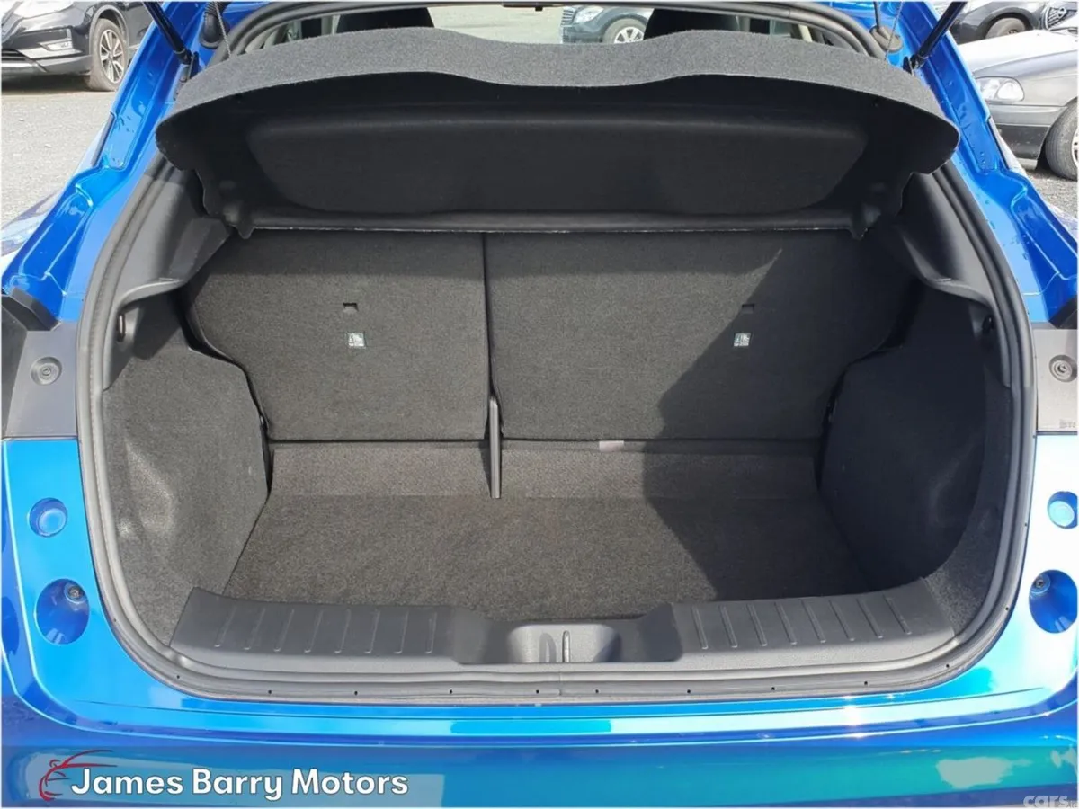Nissan Juke SUV, Petrol, 2025, Blue