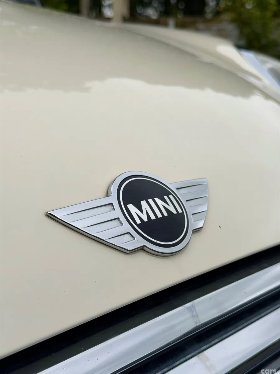 Mini Cooper Hatchback, Petrol, 2015, Beige