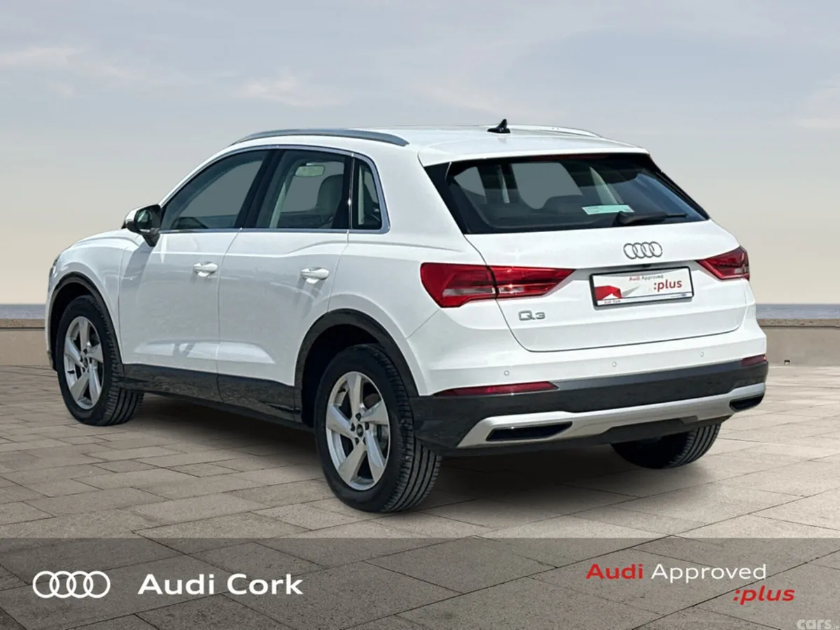 Audi Q3 SUV, Petrol, 2023, White