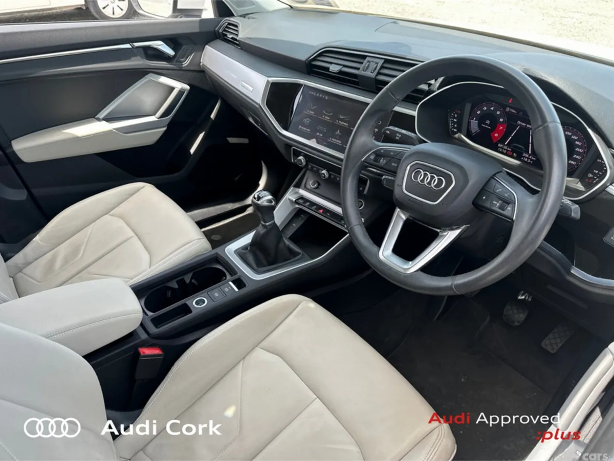 Audi Q3 SUV, Petrol, 2023, White