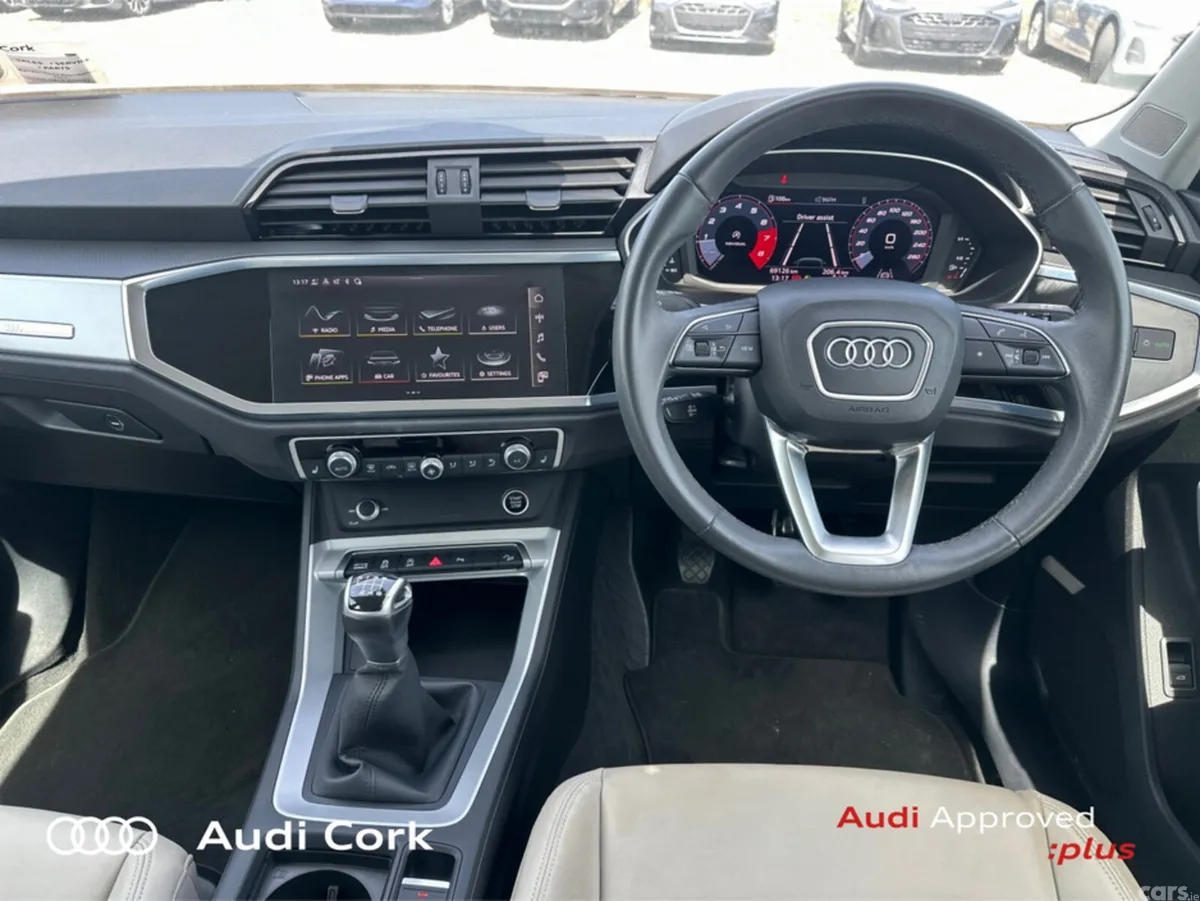 Audi Q3 SUV, Petrol, 2023, White