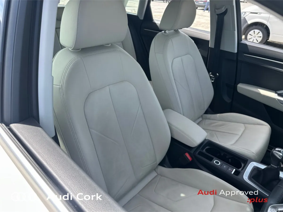 Audi Q3 SUV, Petrol, 2023, White
