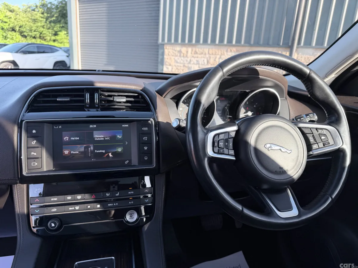 Jaguar F-Pace SUV, Diesel, 2017, Black