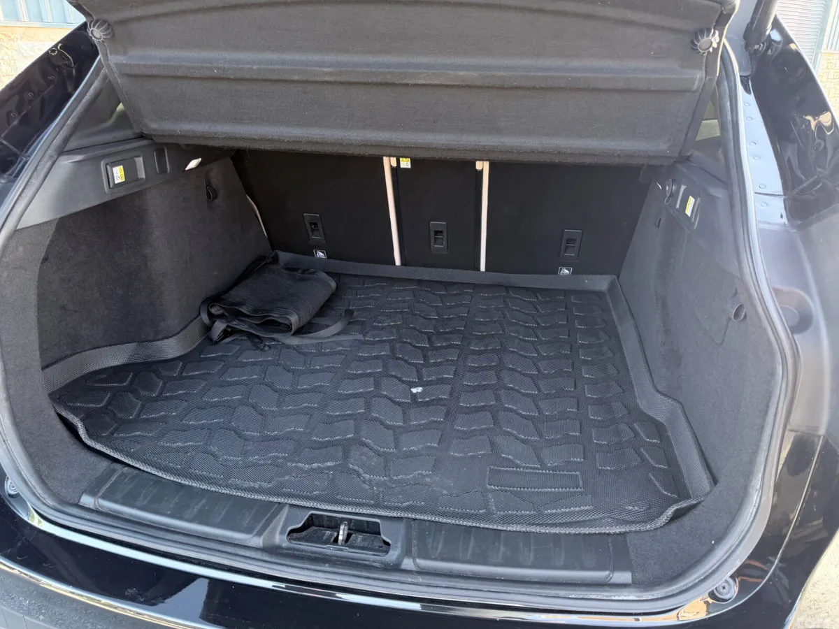 Jaguar F-Pace SUV, Diesel, 2017, Black