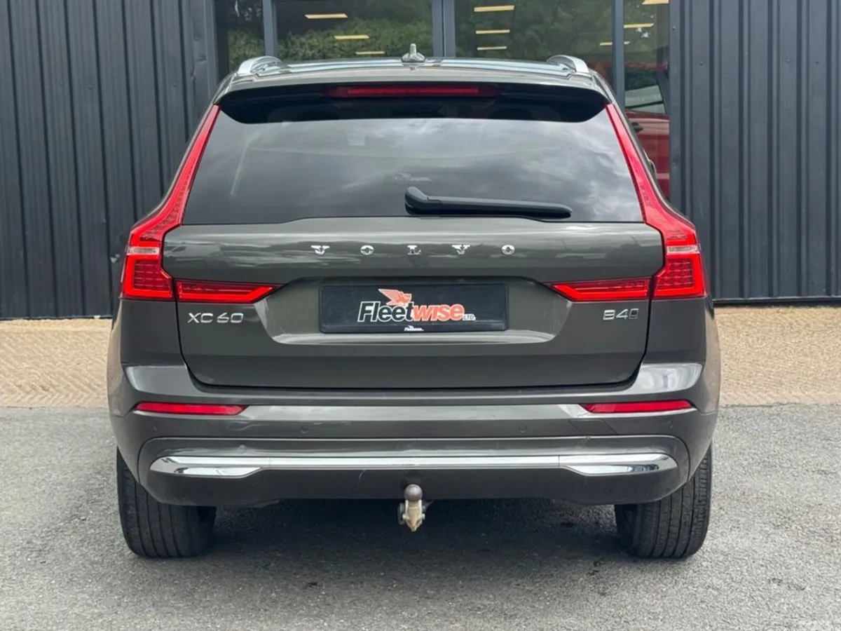 Volvo XC60 SUV, Diesel Hybrid, 2022, Grey
