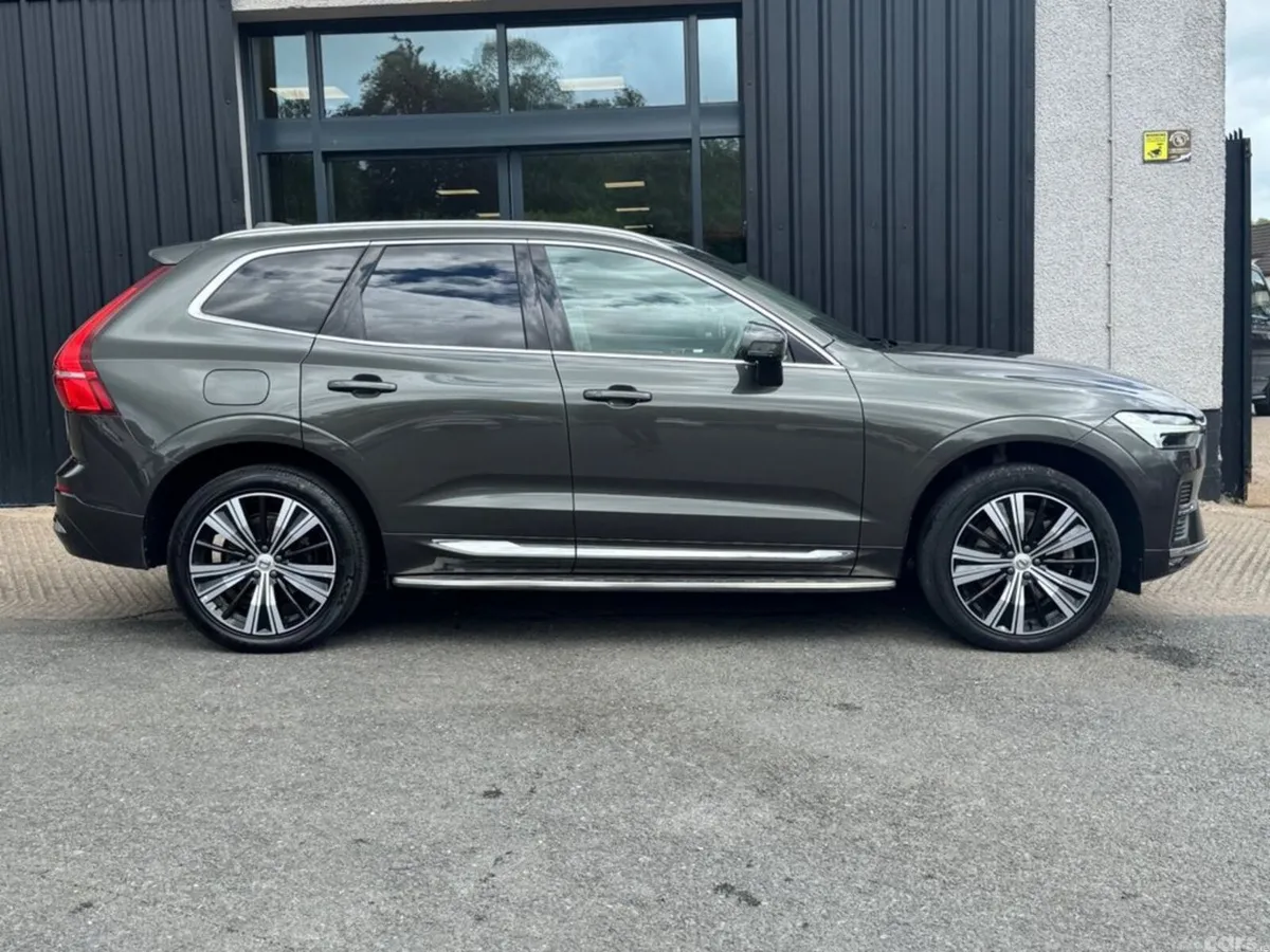 Volvo XC60 SUV, Diesel Hybrid, 2022, Grey