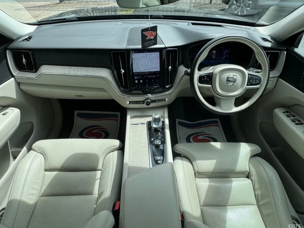 Volvo XC60 SUV, Diesel Hybrid, 2022, Grey