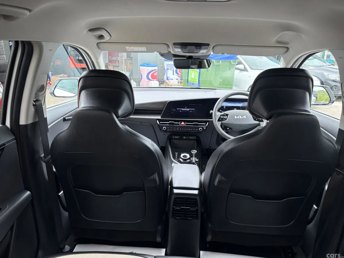 Kia Niro SUV, Electric, 2023, White