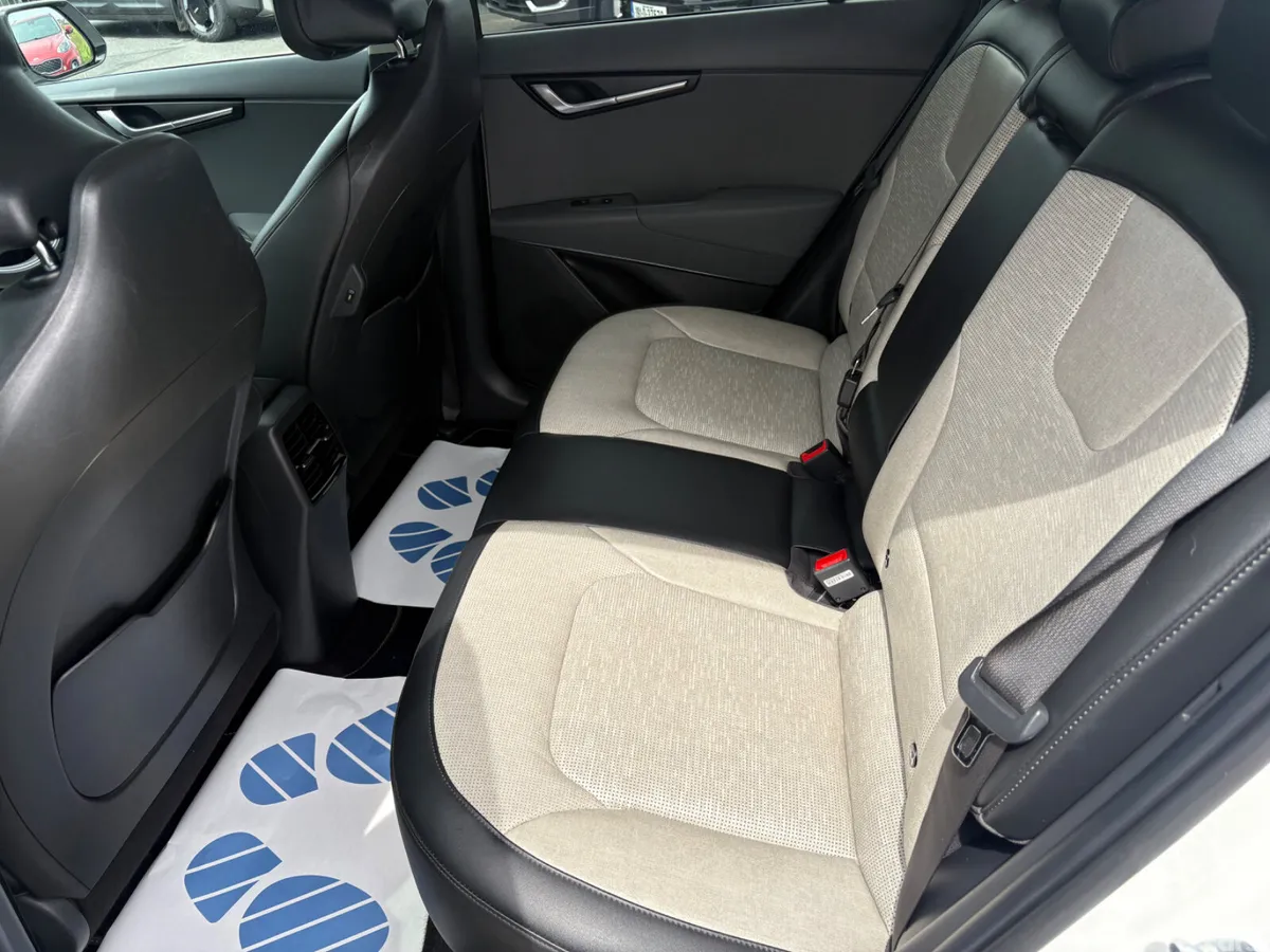 Kia Niro SUV, Electric, 2023, White