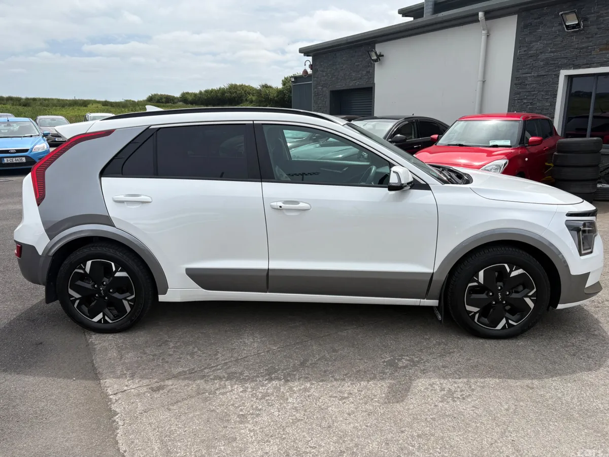 Kia Niro SUV, Electric, 2023, White