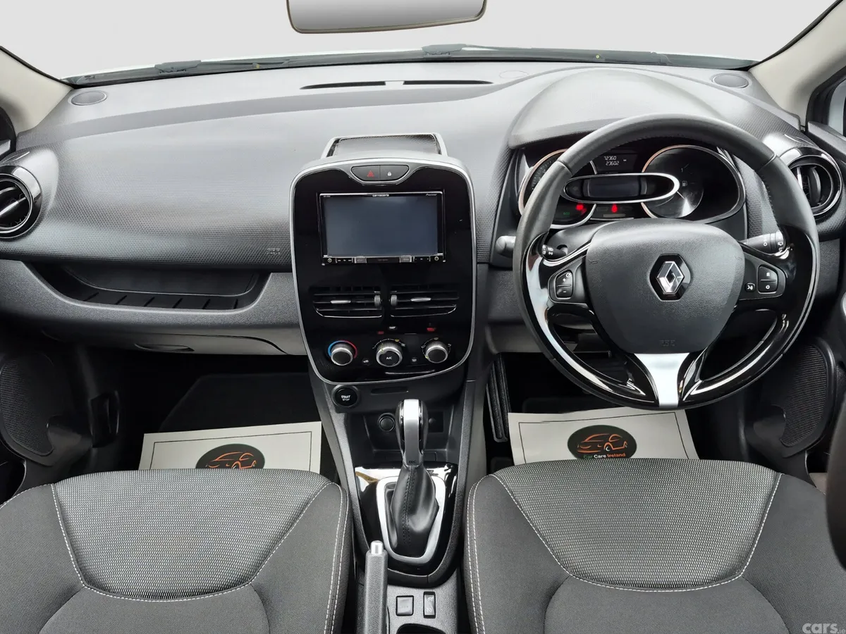 Renault Clio Hatchback, Petrol, 2017, White