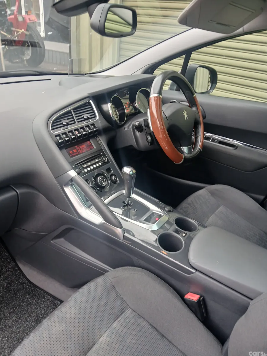 Peugeot 3008 MPV, Diesel, 2013, Grey