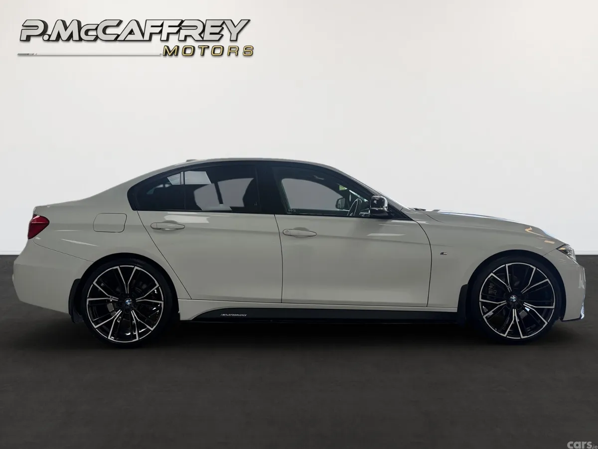 BMW 3-Series Saloon, Diesel, 2015, White