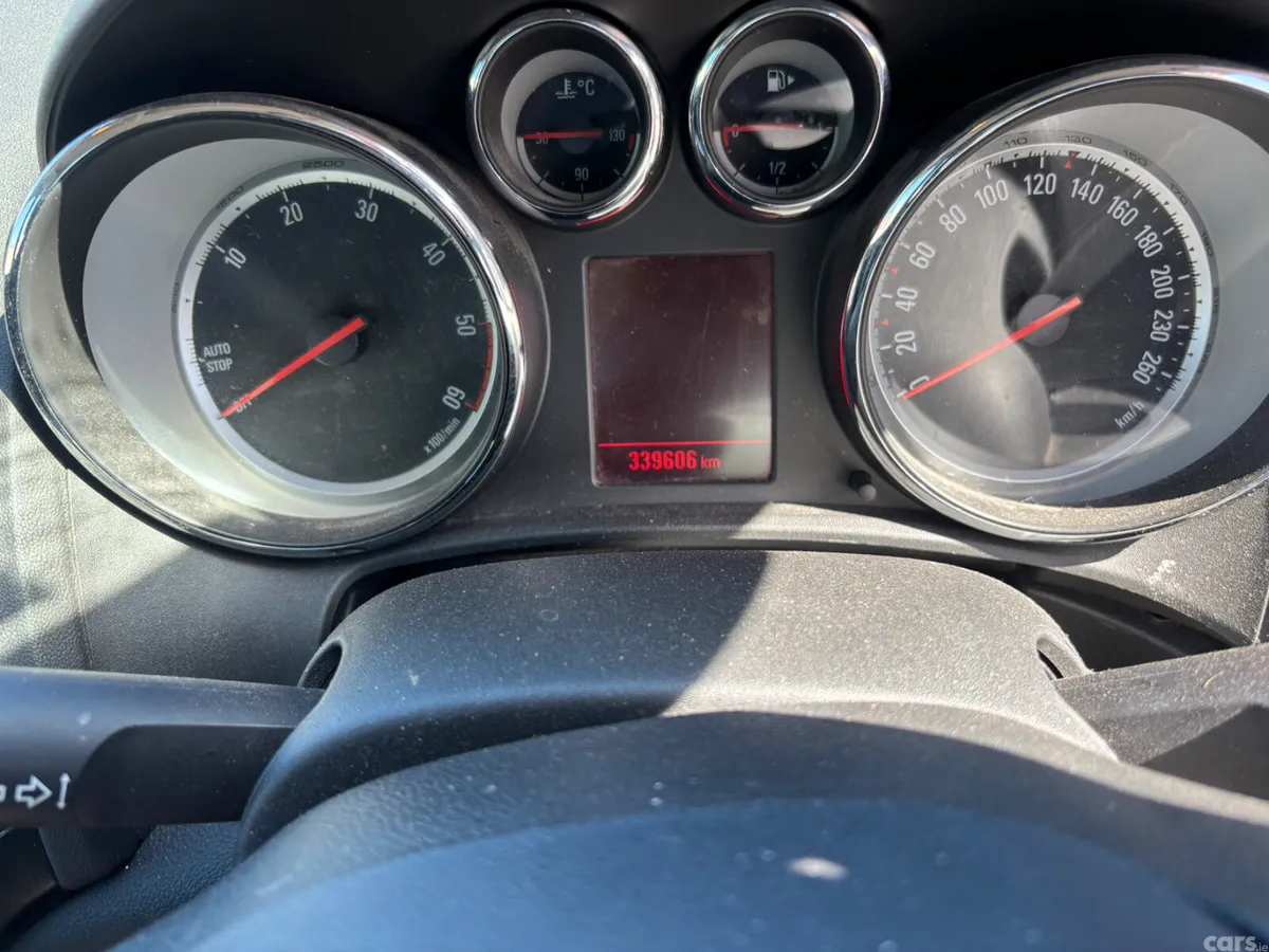 Opel Astra Saloon, Diesel, 2013, Silver