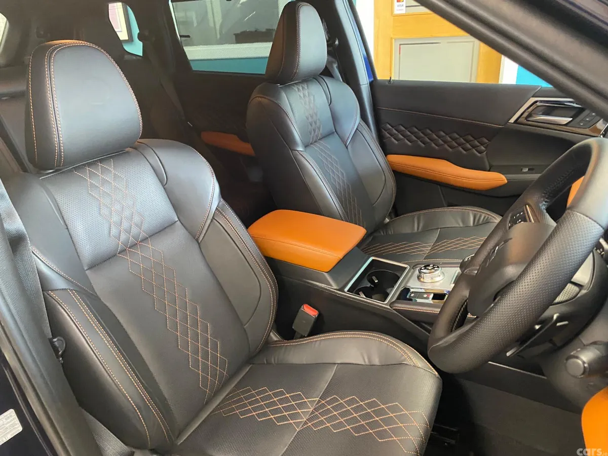 Mitsubishi Outlander SUV, Petrol Plug-in Hybrid, 2022, Blue