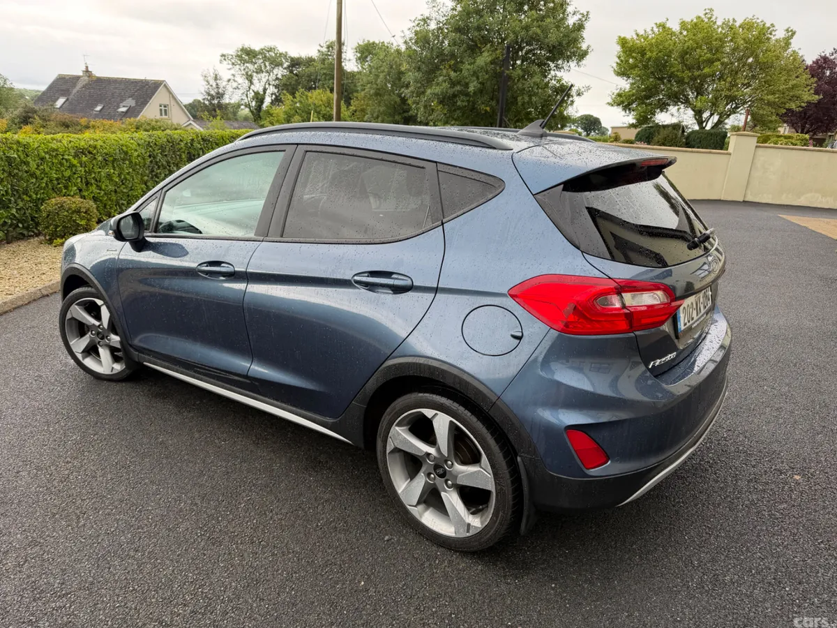 Ford Fiesta Hatchback, Petrol, 2020, Blue