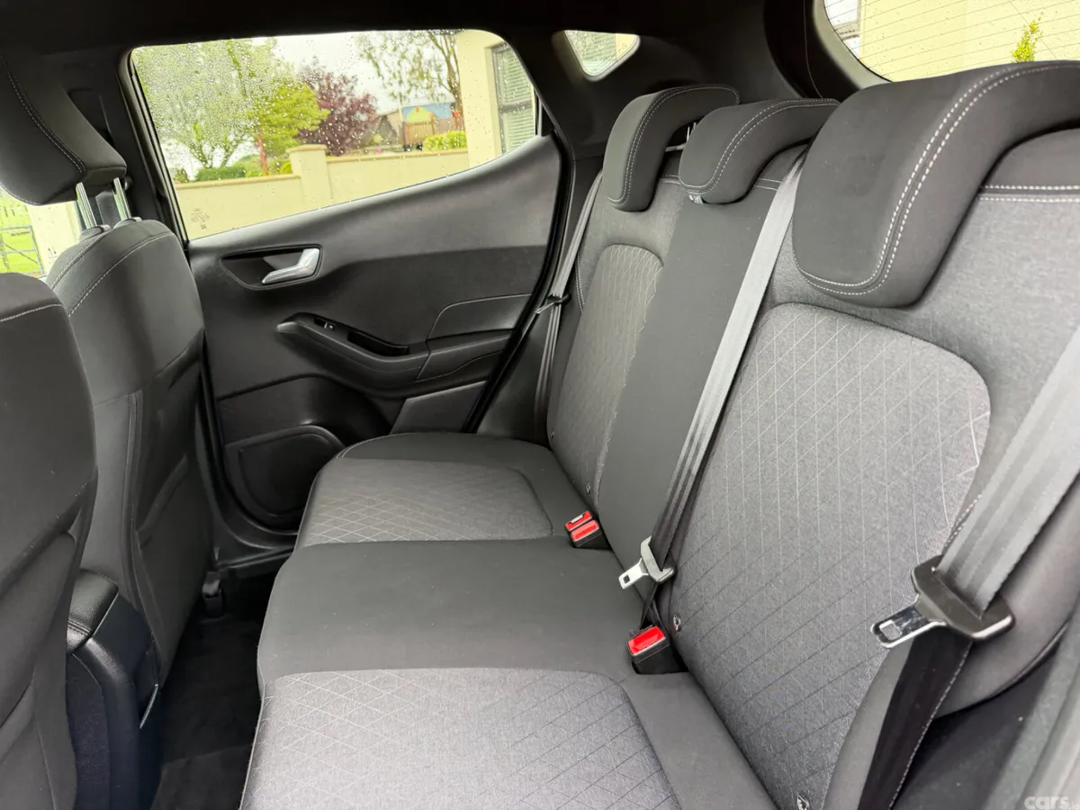 Ford Fiesta Hatchback, Petrol, 2020, Blue