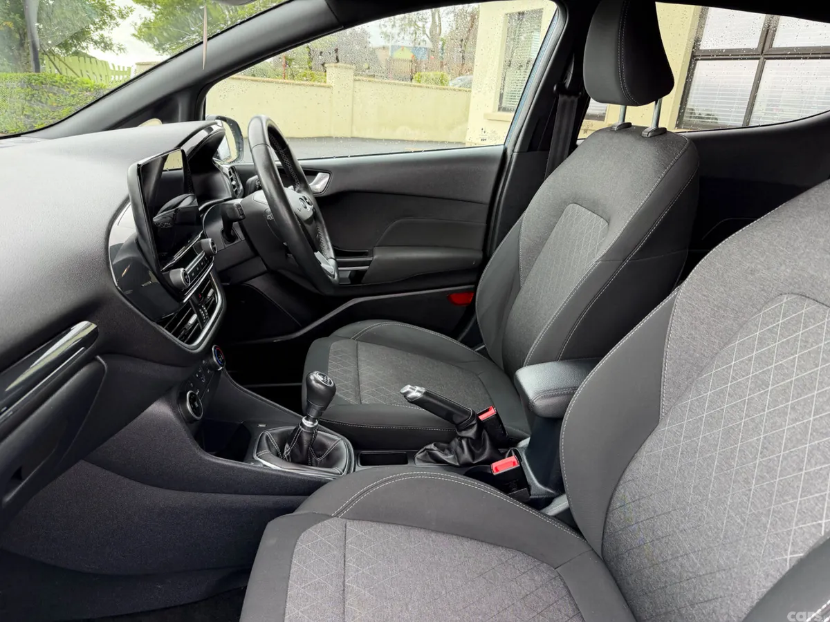 Ford Fiesta Hatchback, Petrol, 2020, Blue