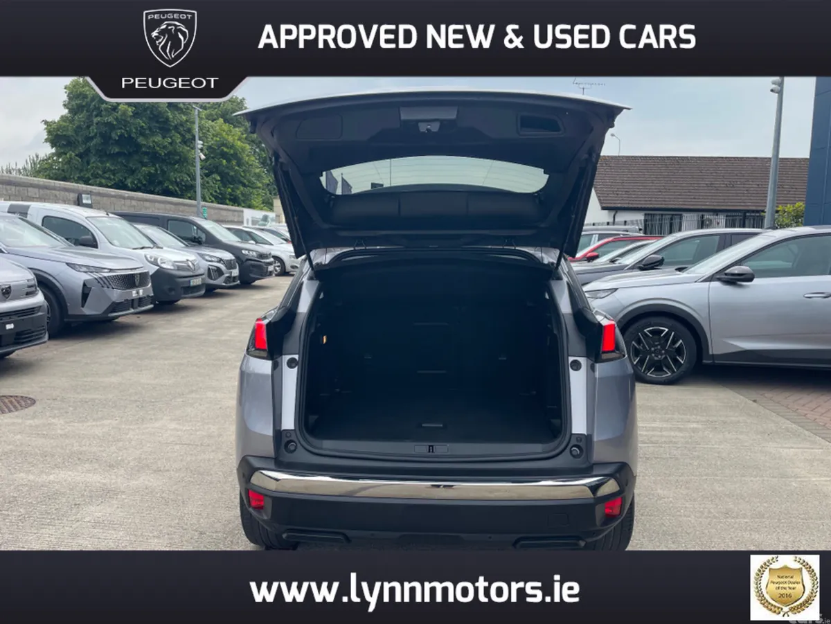 Peugeot 3008 MPV, Petrol, 2020, Grey