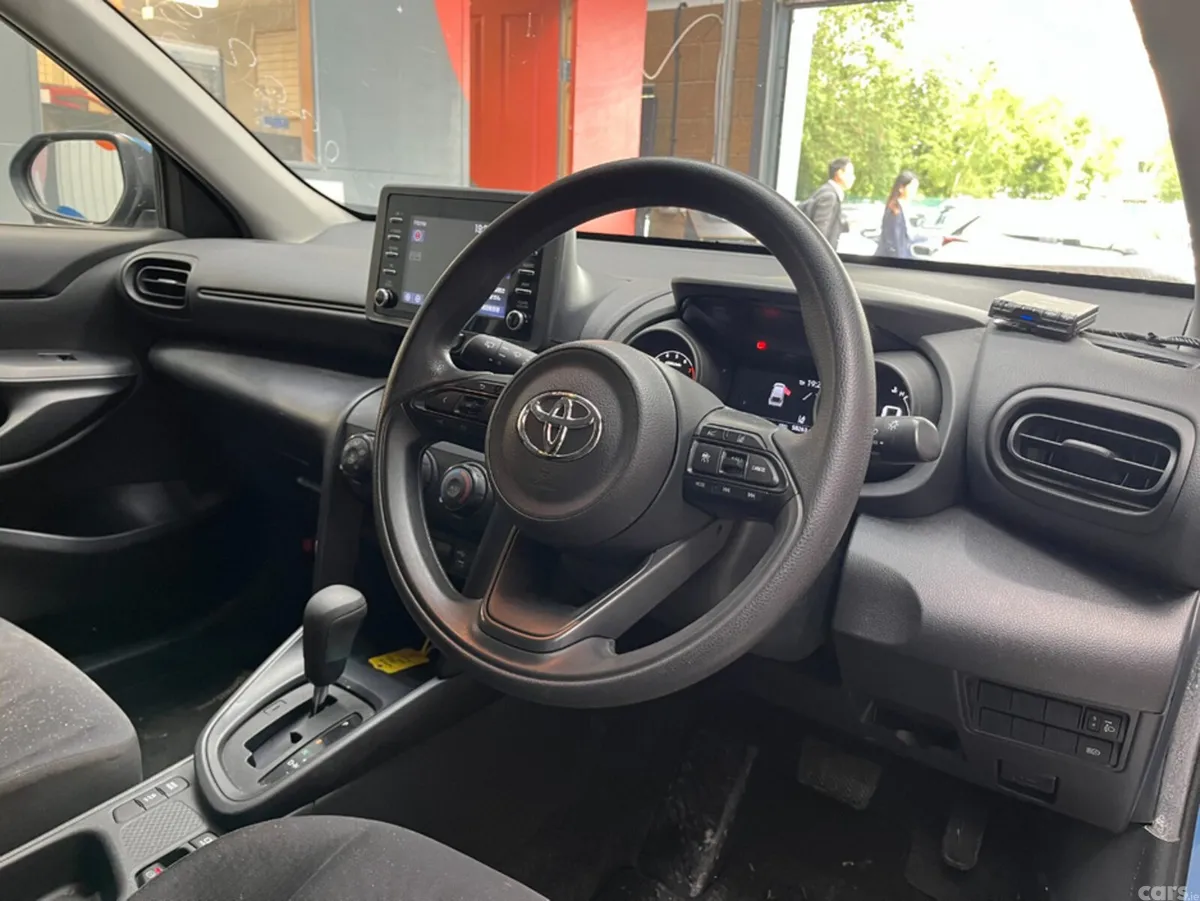 Toyota Yaris Cross SUV, Petrol, 2021, Blue