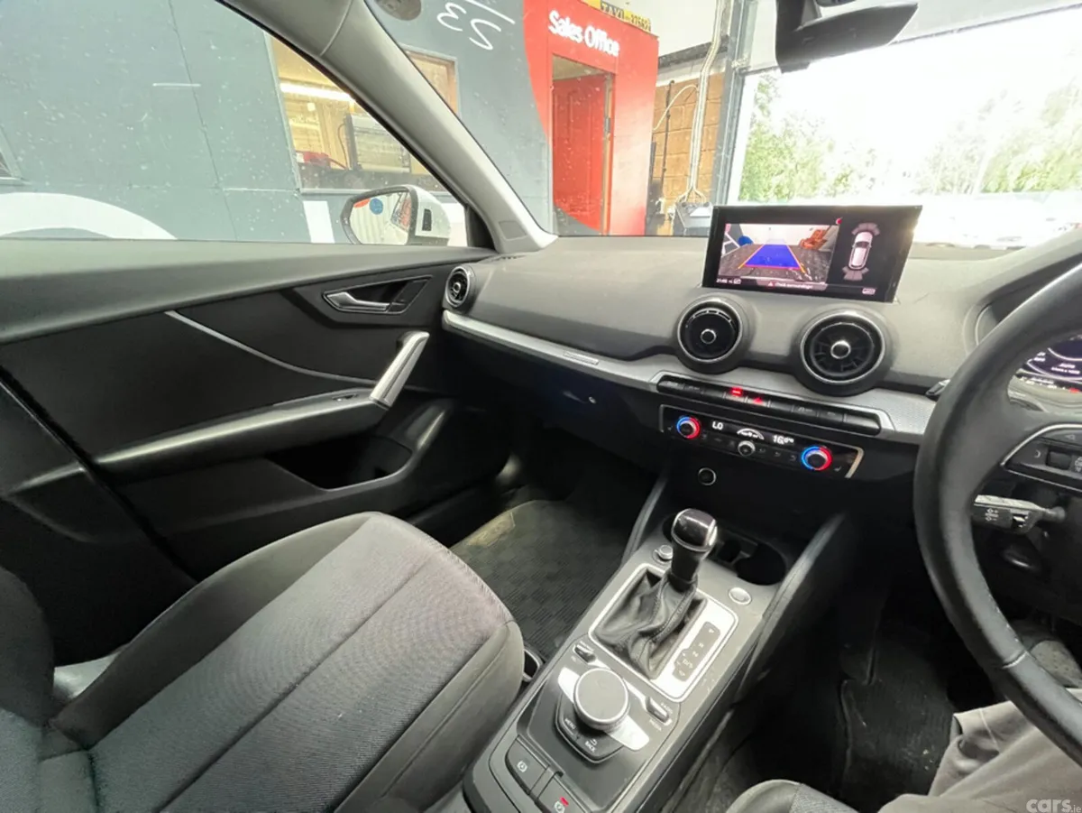 Audi Q2 SUV, Petrol, 2023, White