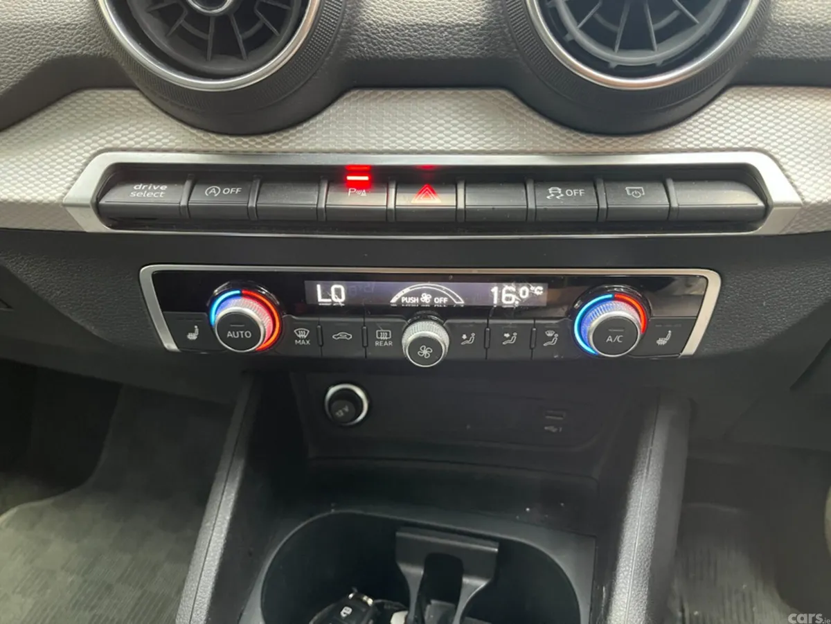 Audi Q2 SUV, Petrol, 2023, White