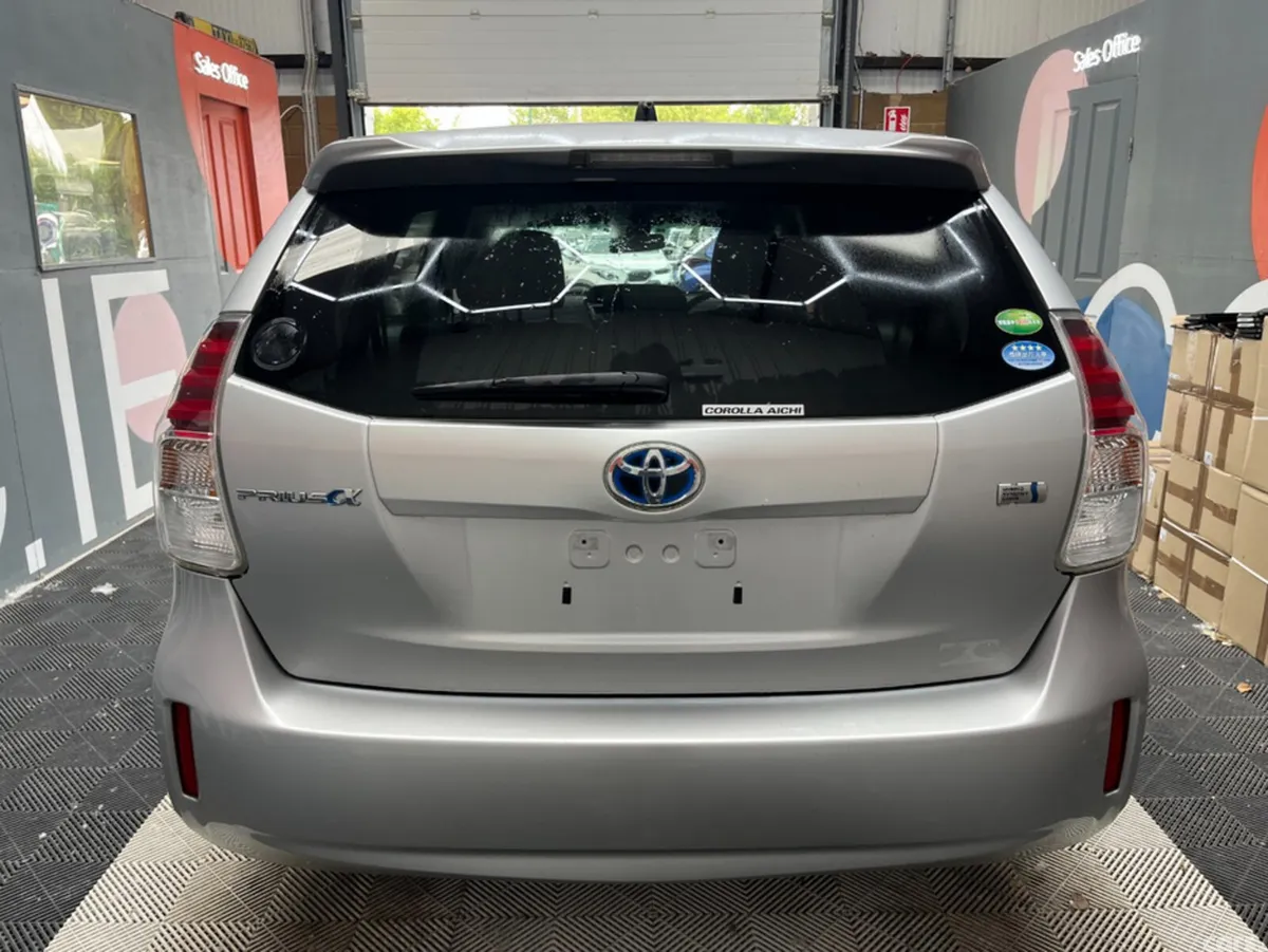 Toyota Prius MPV, Petrol Hybrid, 2019, Silver
