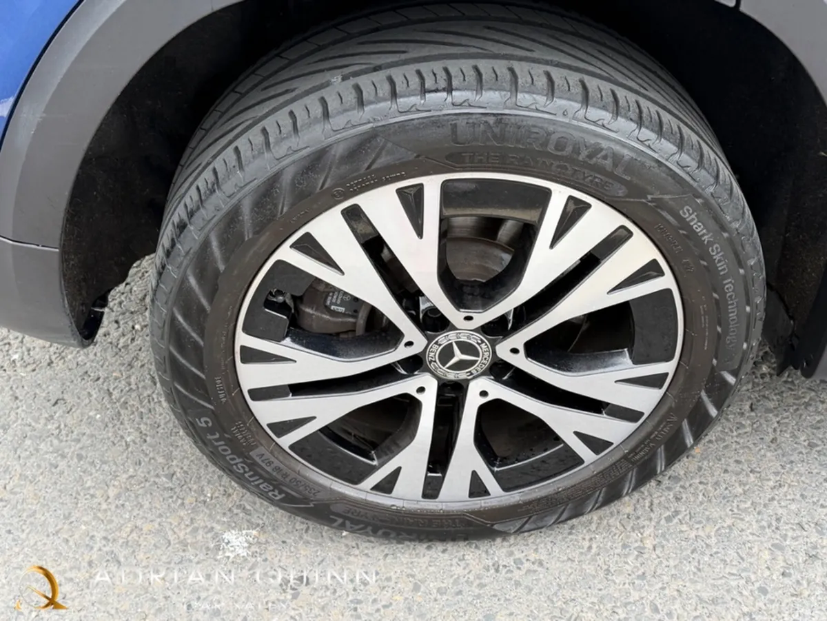 Mercedes-Benz GLB SUV, Diesel, 2024, Blue