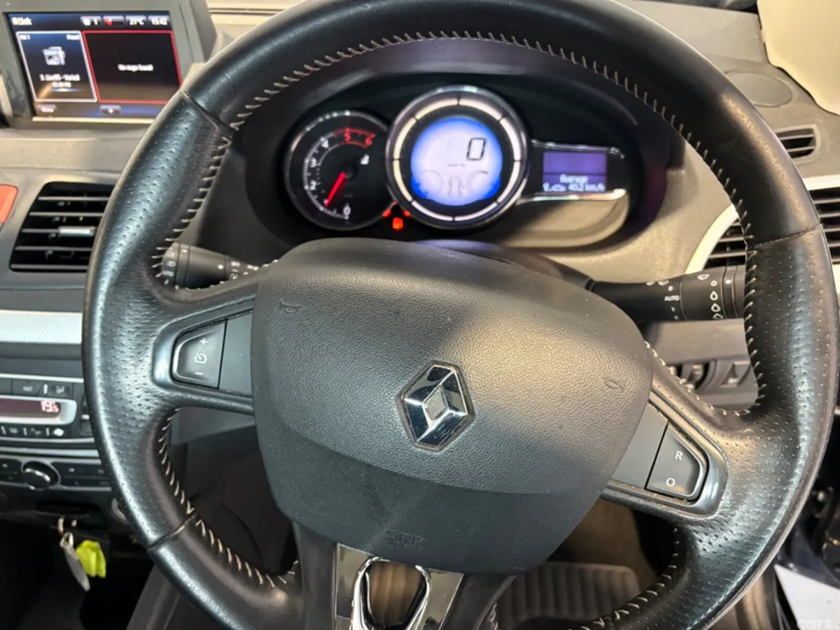 Renault Fluence Saloon, Diesel, 2015, Black