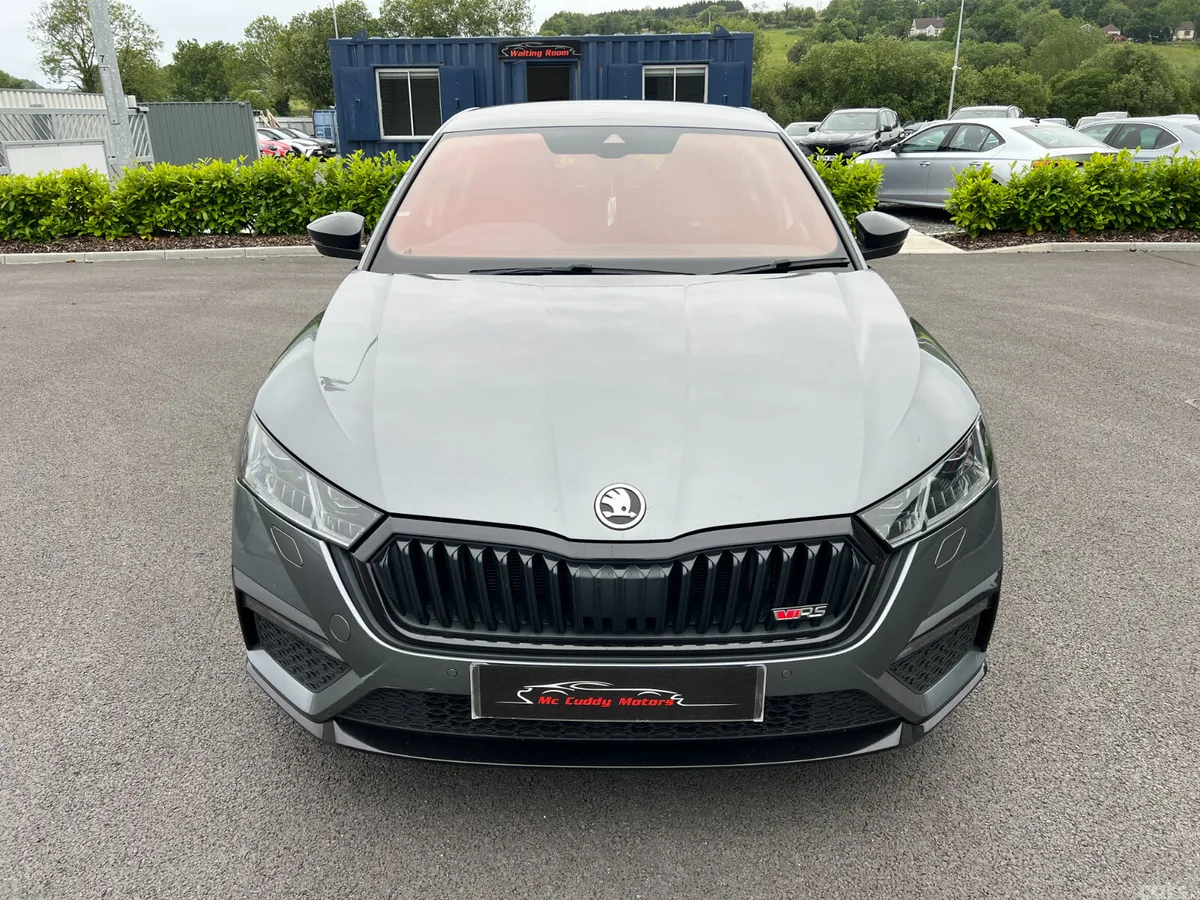Skoda Octavia Hatchback, Diesel, 2023, Grey