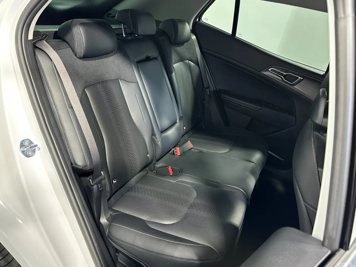 Kia Sportage SUV, Petrol Plug-in Hybrid, 2026, White