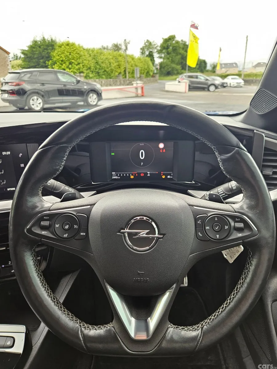 Opel Mokka SUV, Petrol, 2024, Blue