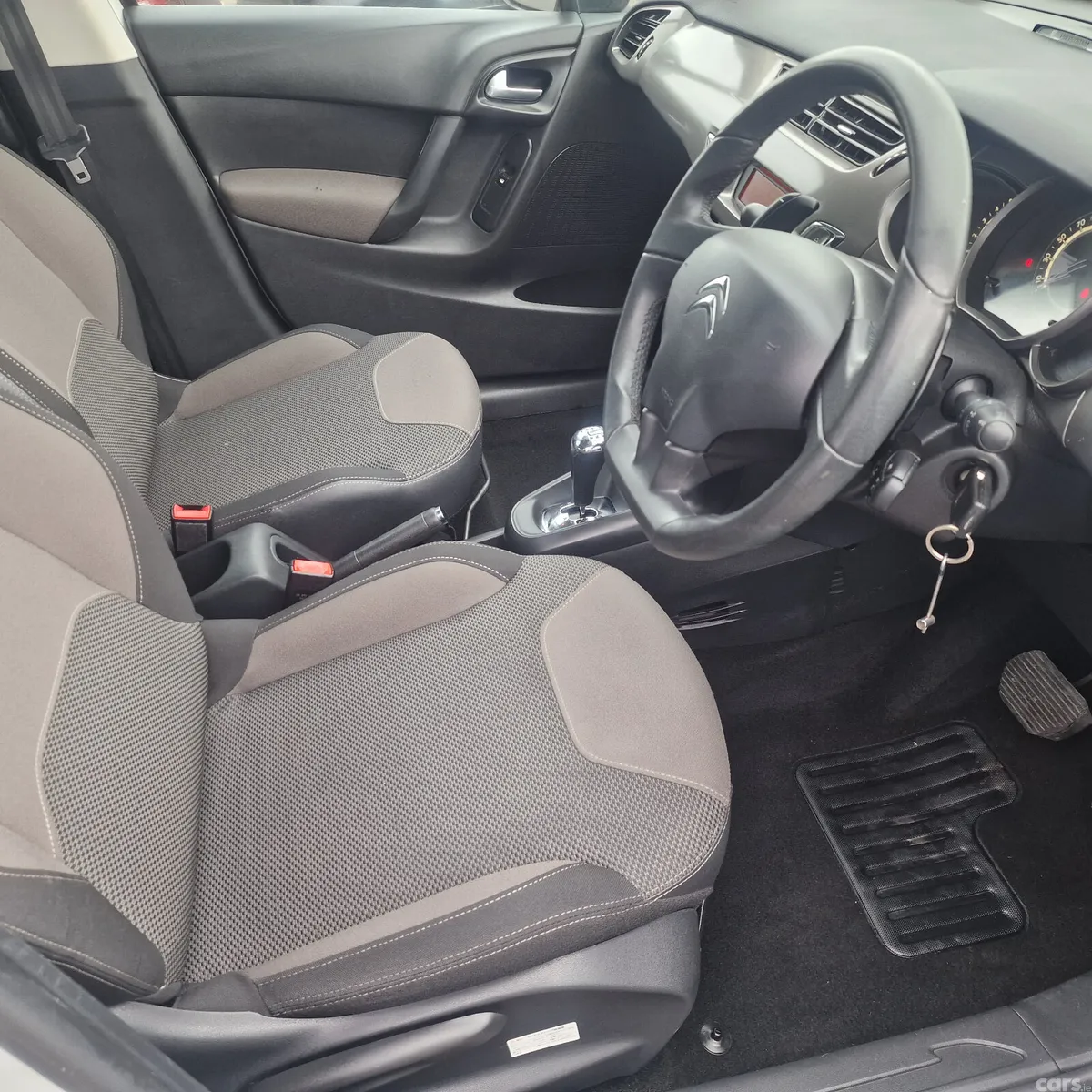 Citroen C3 Hatchback, Petrol, 2015, White