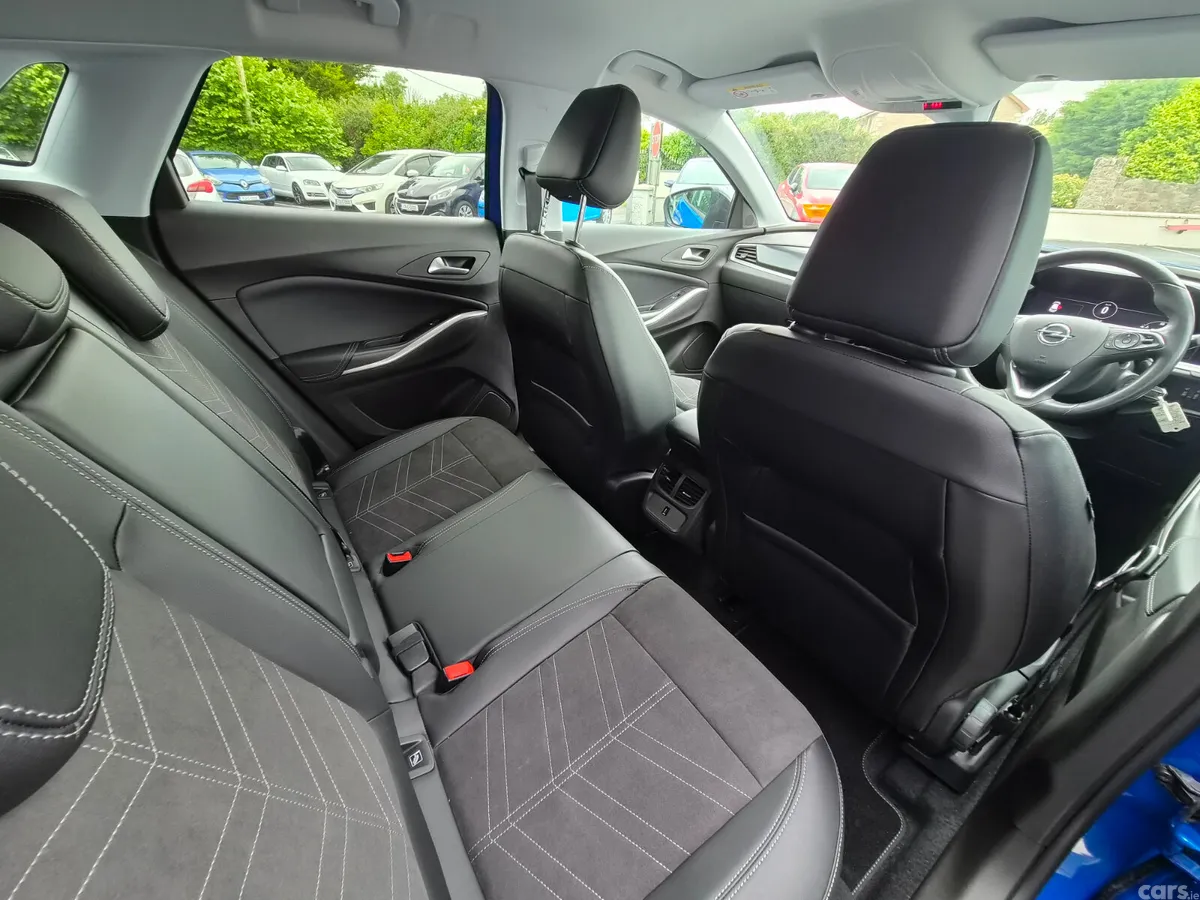 Opel Grandland X SUV, Petrol, 2023, Blue