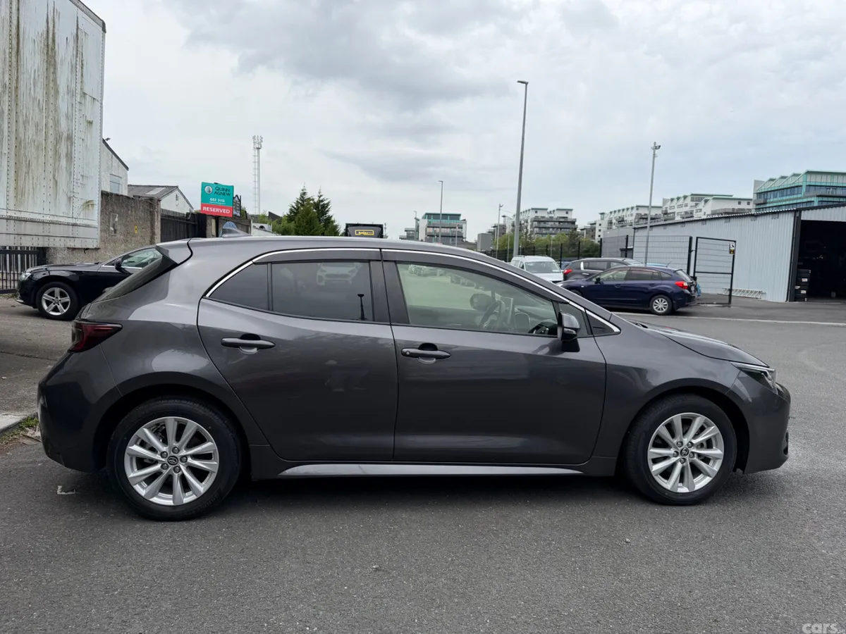 Toyota Corolla Hatchback, Petrol Hybrid, 2023, Grey