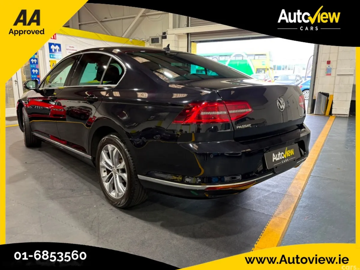 Volkswagen Passat Saloon, Petrol, 2017, Black