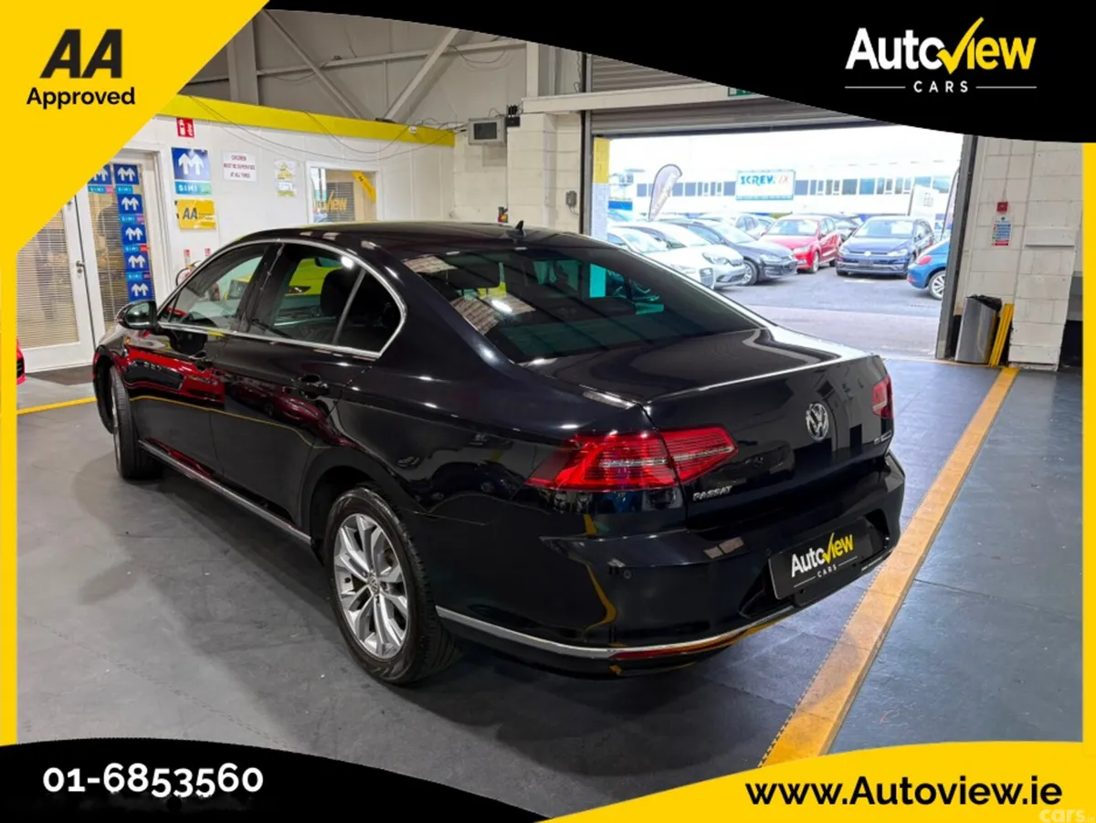 Volkswagen Passat Saloon, Petrol, 2017, Black