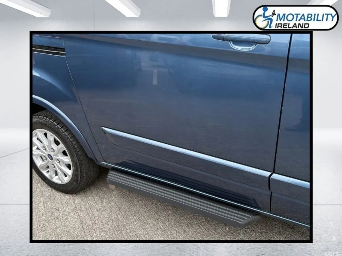 Ford Tourneo MPV, Diesel, 2020, Blue
