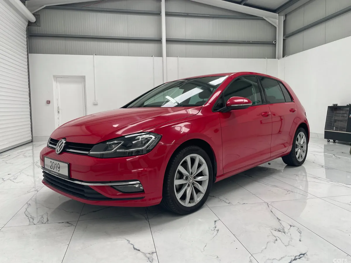 Volkswagen Golf Hatchback, Petrol, 2019, Red
