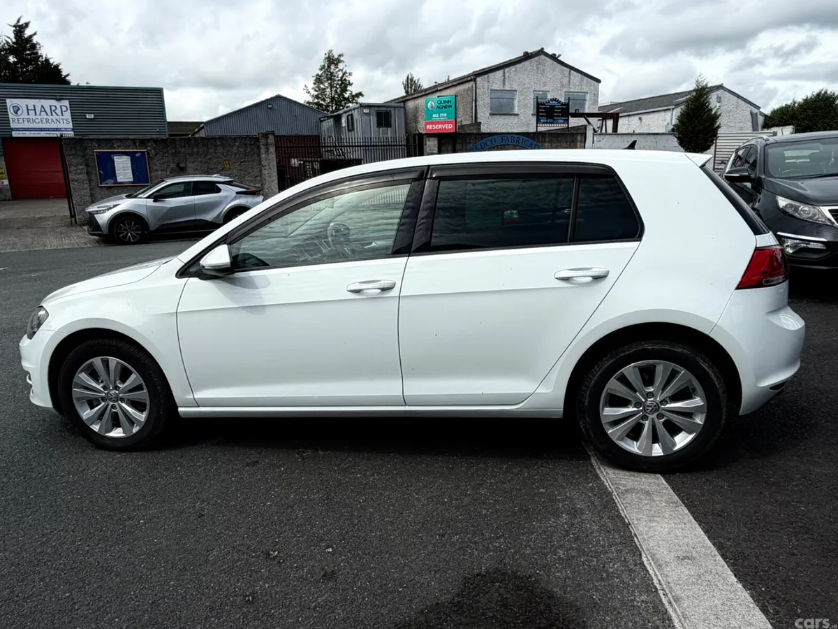 Volkswagen Golf Hatchback, Petrol, 2016, White