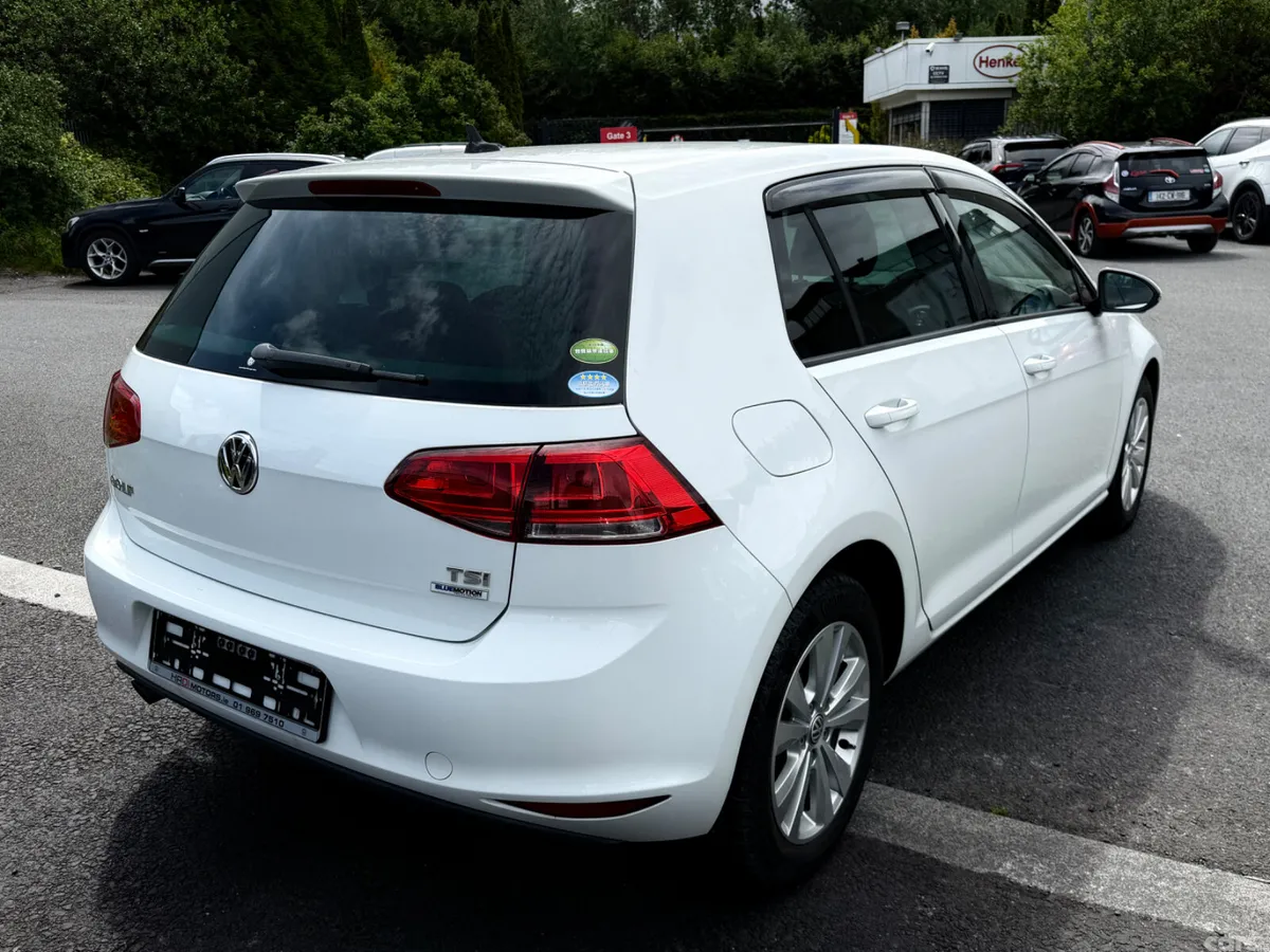 Volkswagen Golf Hatchback, Petrol, 2016, White