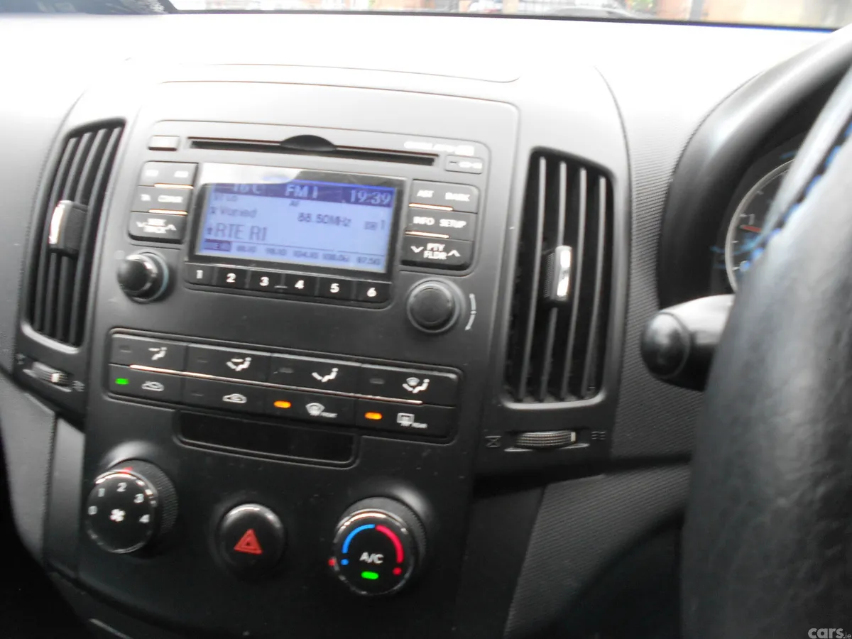 Hyundai i30 Hatchback, Diesel, 2011, Black
