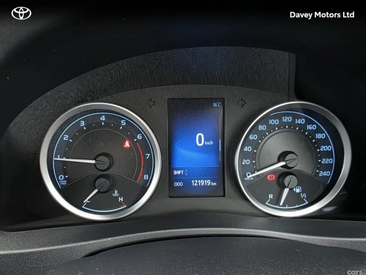 Toyota Corolla Saloon, Petrol, 2018, Grey