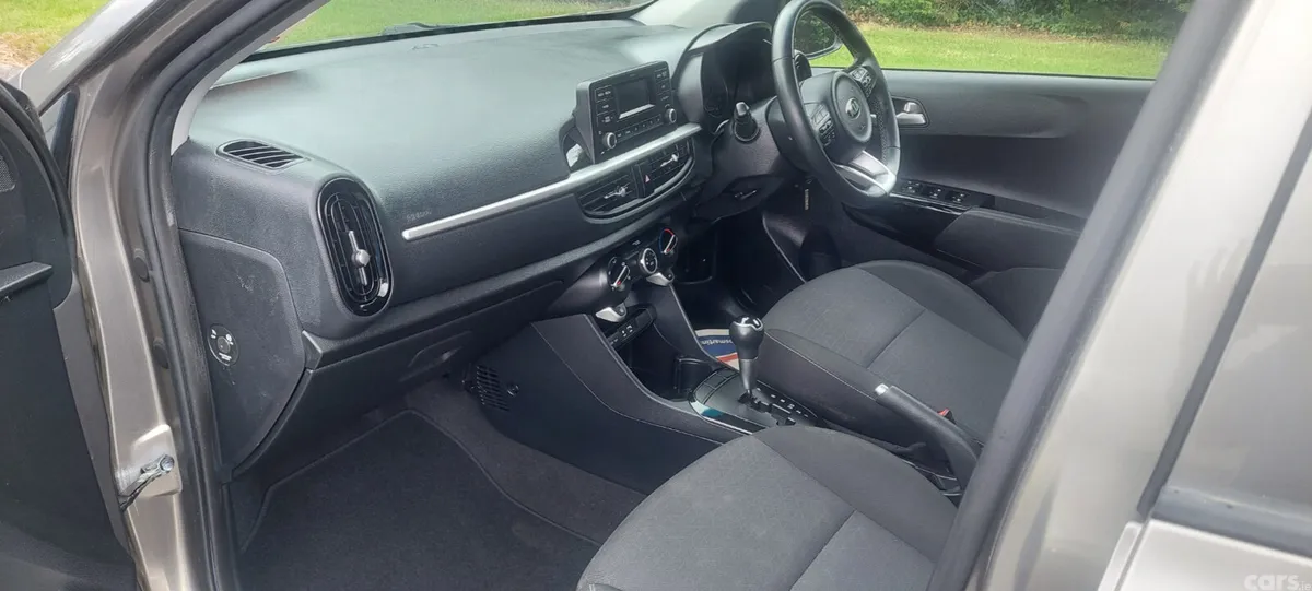 Kia Picanto Hatchback, Petrol, 2017, Grey