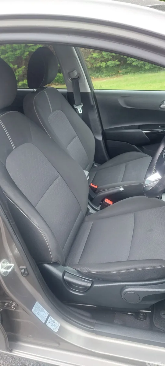 Kia Picanto Hatchback, Petrol, 2017, Grey