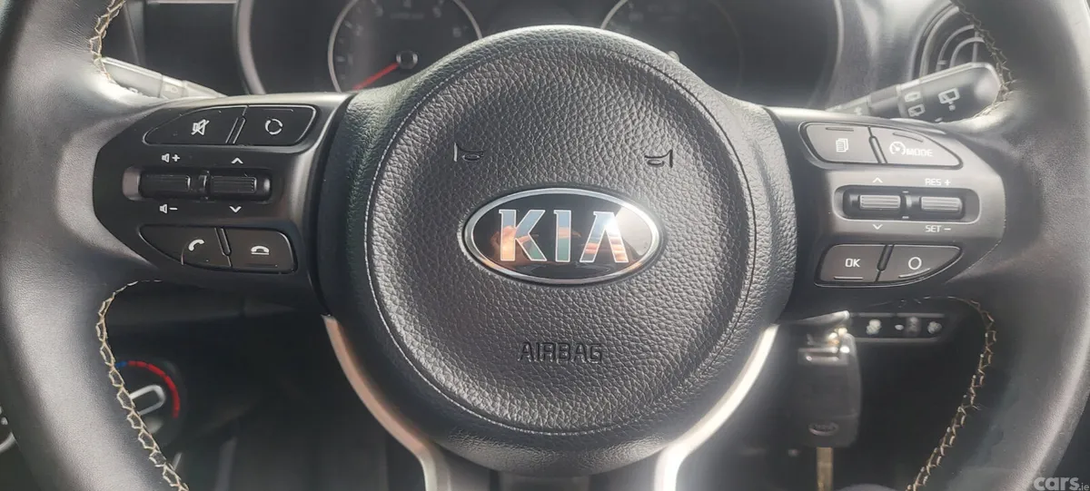 Kia Picanto Hatchback, Petrol, 2017, Grey