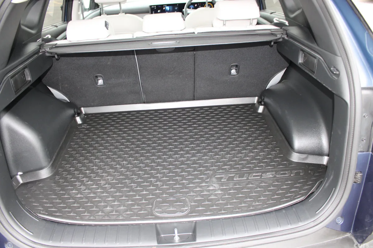 Hyundai Tucson SUV, Petrol Plug-in Hybrid, 2026, Blue
