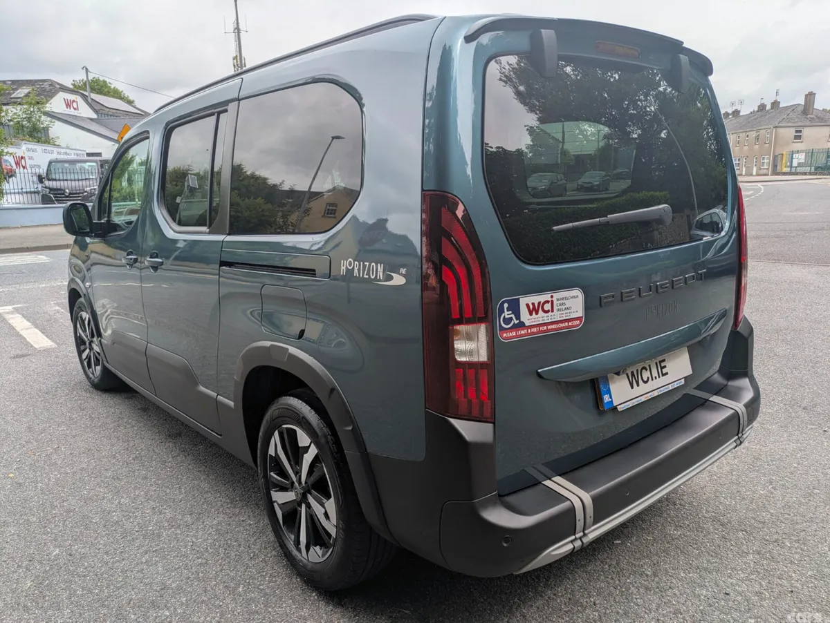 Peugeot Rifter MPV, Diesel, 2024, Blue