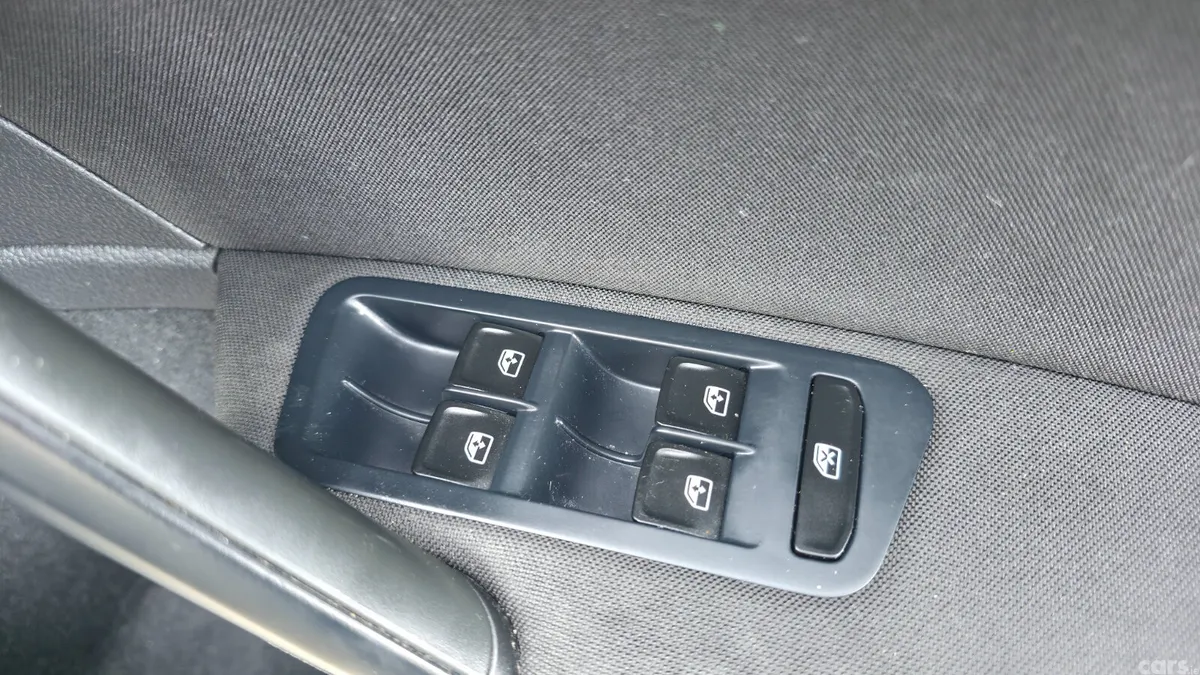 Volkswagen Golf Hatchback, Petrol, 2017, Black